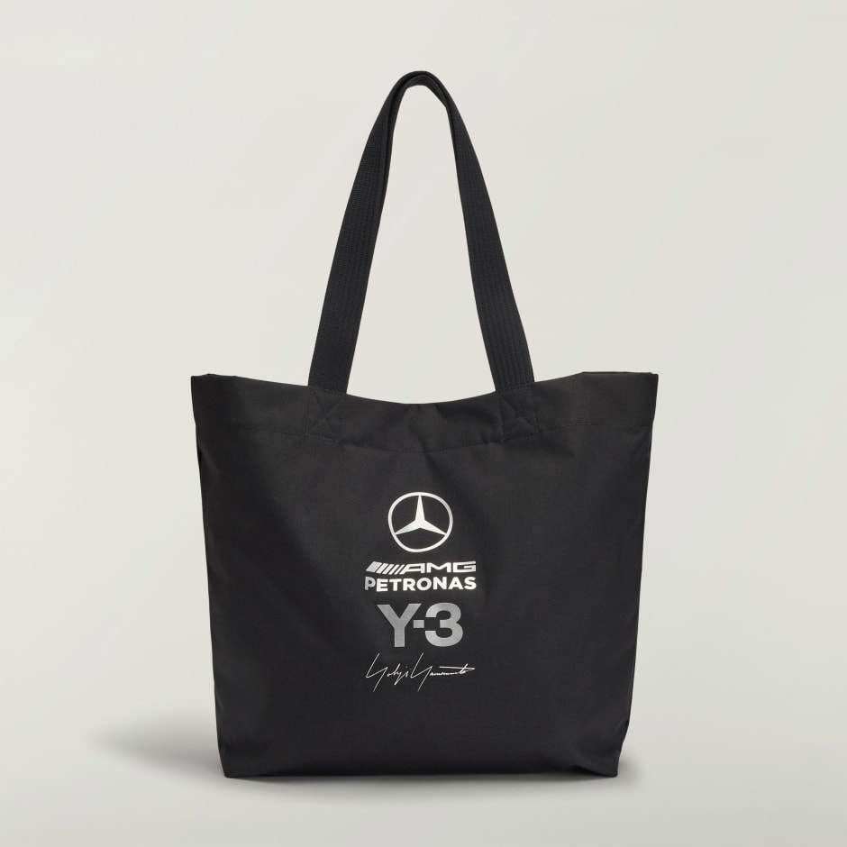 Y-3 MERCEDES - AMG PETRONAS F1 車隊 輕便袋 TOTE（黑色）